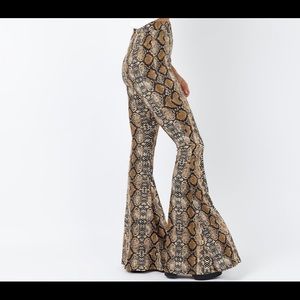 Princess Poly Medusa Snakeskin Flare Pants size 4